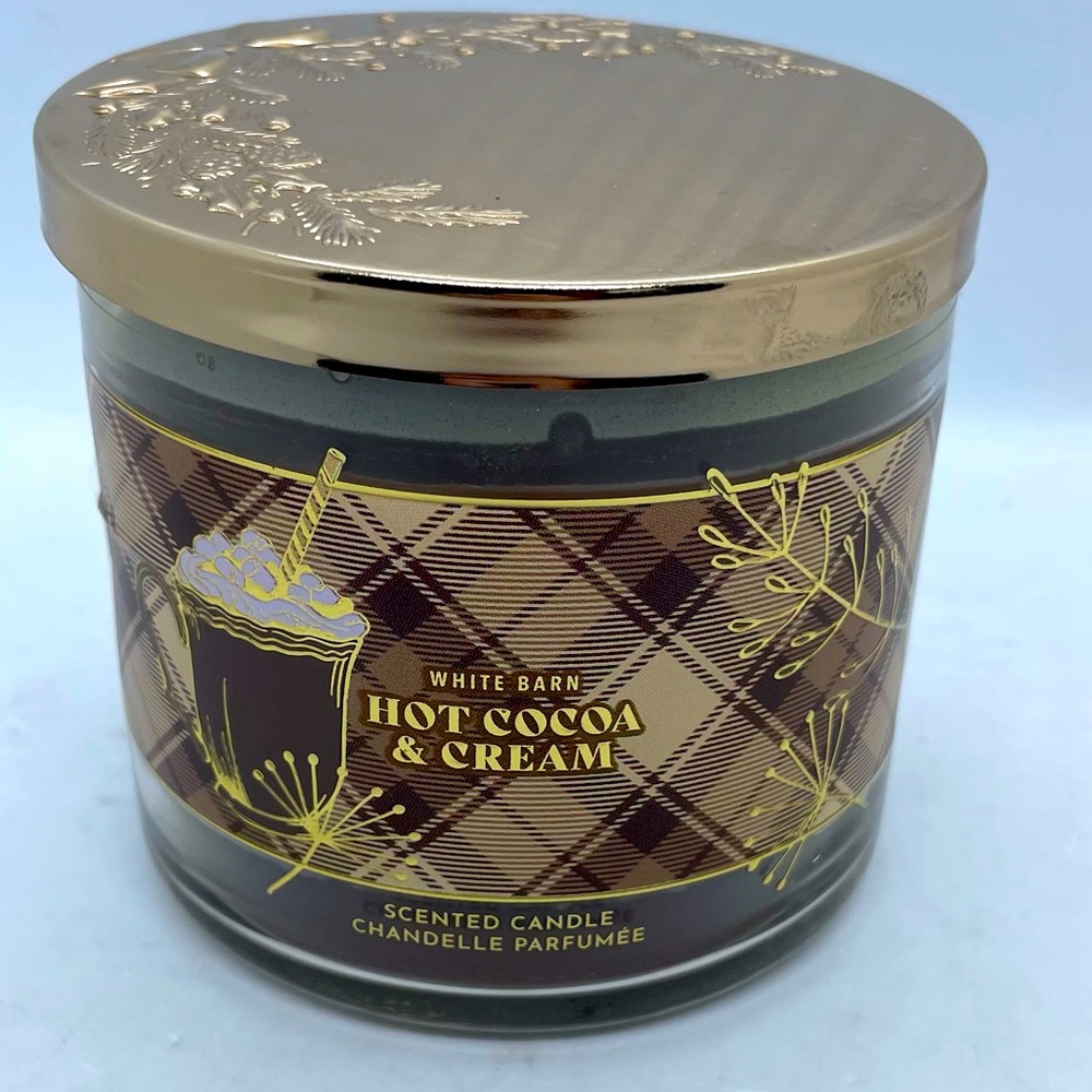 White Barn 3 wick candle Hot cocoa & cream